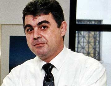 Με αποχή απειλούν 13 συνήγοροι υπεράσπισης των κατηγορούμενων στην υπόθεση της 17Ν