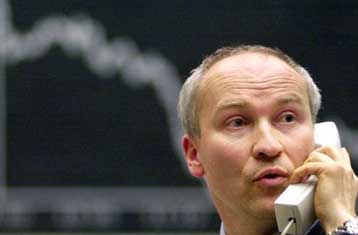 Απώλειες στα ευρωπαϊκά χρηματιστήρια την Τετάρτη, με «οδηγό» την Allianz