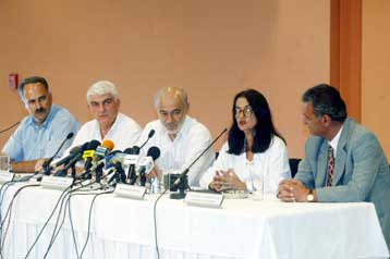 Με συναυλία της Ελένης Καραΐνδρου ξεκινούν οι φετινές εκδηλώσεις στις Πρέσπες