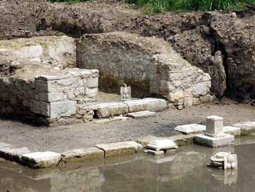 Τον αρχαιολογικό χώρο στο Δίον της Πιερίας επισκέφθηκε ο Κώστας Καραμανλής