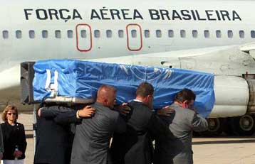 Εσωτερική πληροφόρηση είχαν ενδεχομένως οι αυτουργοί της επίθεσης στο αρχηγείο του ΟΗΕ