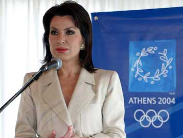 Συμφέροντα και ανακρίβειες για το θέμα της ασφάλειας καταγγέλλει η Γ.Αγγελοπούλου