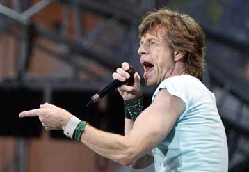 Χιλιάδες θαυμαστές αποθέωσαν τους Rolling Stones στο Λονδίνο
