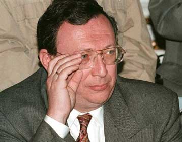 Ο Βλ.Γκουζίνσκι ζητά από το Συμβούλιο Εφετών τη διακοπή της προφυλάκισής του