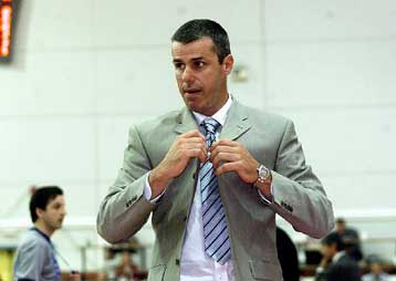 Αδοξο τέλος στη συνεργασία του Ολυμπιακού με τον Αλτον Φορντ