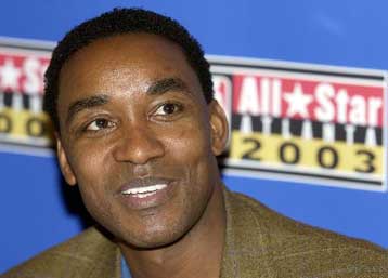 Παρελθόν από την τεχνική ηγεσία των Ιντιάνα Πέισερς ο Αϊζάια Τόμας