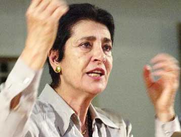 Παραιτούμαι από το ίδρυμα «Αννα Μαρία» εάν ενοχλεί η παρουσία μου, λέει η Ειρήνη Παπά