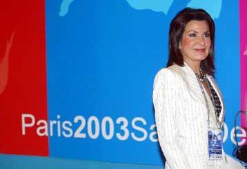 Νέο μήνυμα αισιοδοξίας της Γιάννας Αγγελοπούλου από το Παρίσι