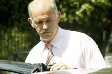 Νίκη του ΠΑΣΟΚ στις εκλογές του Μαΐου του 2004 προέβλεψε ο Γιώργος Παπανδρέου