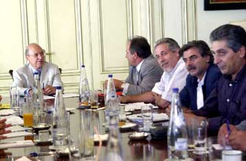 Στην τελική ευθεία εν όψει των εξαγγελιών του πρωθυπουργού στη ΔΕΘ μπαίνει το ΠΑΣΟΚ