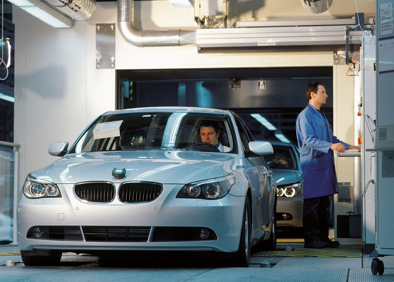 Προβληματισμός στη BMW για τη μειωμένη κερδοφορία και τη μειωμένη ζήτηση της νέας σειράς 5