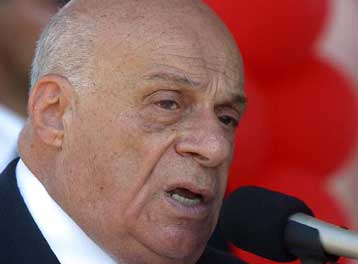 Έτοιμος να «ξεσηκώσει την Ανατολία» σε ενδεχόμενη εκλογική ήττα δηλώνει ο Ντενκτάς