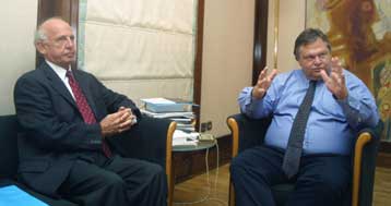 Ικανοποιημένη η Αθήνα από τις διευκρινίσεις του Αυστραλού πρεσβευτή για το 2004