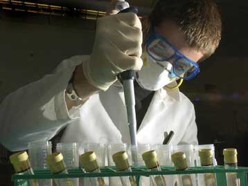 Το Science και το Nature αναθεωρούν την πολιτική για τα εντιτόριαλ που δημοσιεύουν