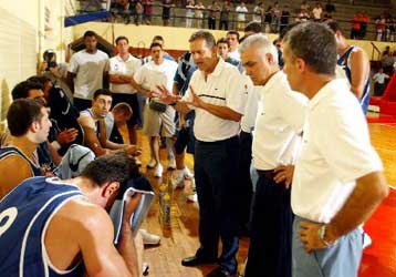 Με πρώτο στόχο την οκτάδα αναχώρησε για τη Σουηδία η εθνική ομάδα μπάσκετ