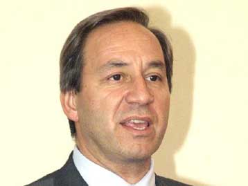 Προεκλογικά φιλοδωρήματα οι εξαγγελίες Σημίτη, δηλώνει ο Γ.Αλογοσκούφης