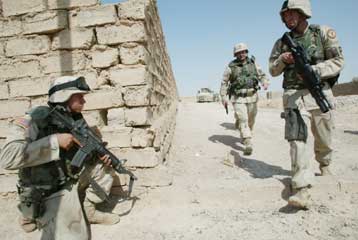 Ανταλλαγή πυρών μεταξύ Αμερικανών στρατιωτών και Ιρακινών στο Τικρίτ