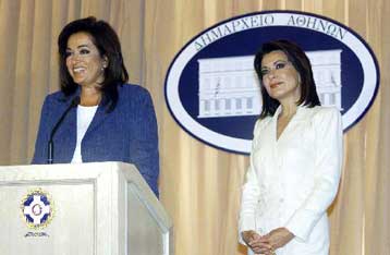 Εύσημα Αγγελοπούλου στο Δήμο Αθηναίων για τη συνεργασία του με την ΟΕΟΑ