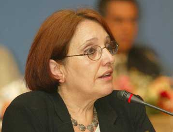 Για συγκάλυψη και αναστροφή της πραγματικότητας κατηγορεί τον πρωθυπουργό το ΚΚΕ