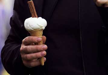 Τομογραφίες εγκεφάλου αποκαλύπτουν πώς οπτικά ερεθίσματα ανοίγουν την όρεξη