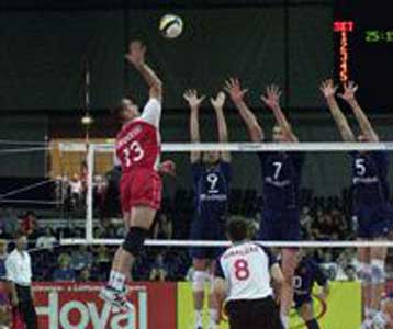 Και η δεύτερη ημέρα του Eurovolley 2003 δεν είχε εκπλήξεις