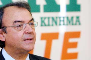 Προσπάθεια δημιουργία τεχνητού κλίματος πόλωσης καταλογίζει στον Σημίτη ο Τσοβόλας