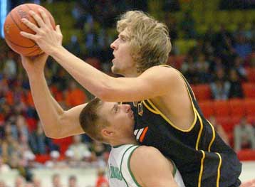 Στην οκτάδα η Λιθουανία, 93-71 τη Γερμανία – Το Ισραήλ επιβλήθηκε της Λετονίας 91-75