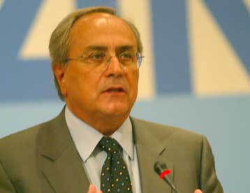 Εξωραΐζει τα προβλήματα ο πρωθυπουργός, σχολίασε ο Νίκος Κωνσταντόπουλος