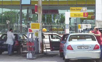 Την Τρίτη οι αποφάσεις των βενζινοπωλών για το ενδεχόμενο απεργίας διαρκείας