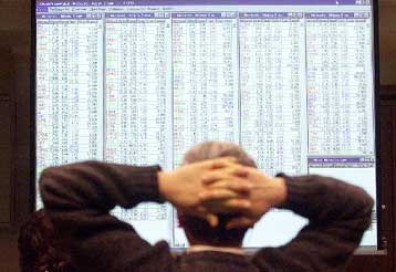 Με απώλειες 2,55% κάτω από τις 2.100 μονάδες έκλεισε το Χρηματιστήριο τη Δευτέρα