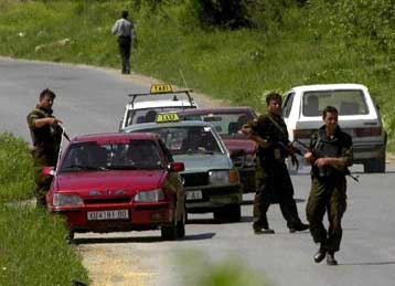 Σε κλίμα έντασης γιορτάζει η ΠΓΔΜ τη 12η επέτειο από την ανεξαρτησία της