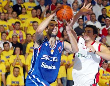 Συνεχίζει η Σερβία, που έθεσε νοκ άουτ την Τουρκία με 80-76