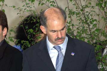 Στη Σουηδία ο Γ.Παπανδρέου για σύμπραξη στην εκστρατεία προώθησης του ευρώ