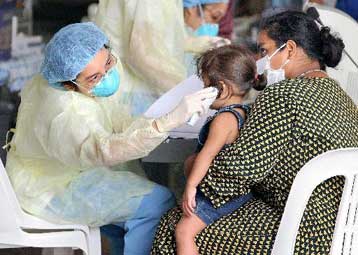 Σε καραντίνα 25 άτομα στη Σιγκαπούρη μετά την επιβεβαίωση νέου κρούσματος SARS