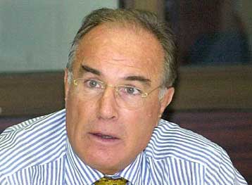 Αυστηρή προειδοποίηση Κουλούρη για τα δίδακτρα των ιδιωτικών σχολείων