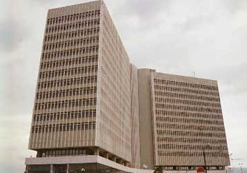 Στη διαιτησία τα χρέη της Cosmorom προς την Intracom