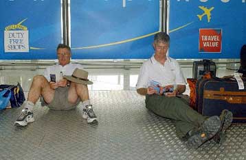 Σε τέσσερις γιατρούς της Γενικής Κλινικής Κέρκυρας η ευθύνη της εξαπάτησης Βρετανών