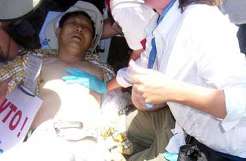 Η αυτοκτονία Νοτιοκορεάτη αγρότη σκιάζει τη Σύνοδο του ΠΟΕ στο Μεξικό