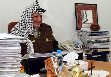 Εν αναμονή σκληρής απάντησης από την κυβέρνηση Σαρόν στη βία των καμικάζι