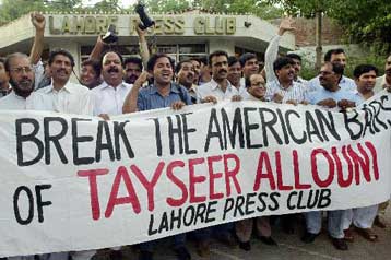 Ενώπιον της ισπανικής Δικαιοσύνης οδηγείται ο δημοσιογράφος του Al Jazeera Τ.Αλούνι