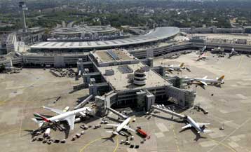 Έκλεισε το αεροδρόμιο στο Ντίσελντορφ έπειτα από σειρά απειλών για βόμβες