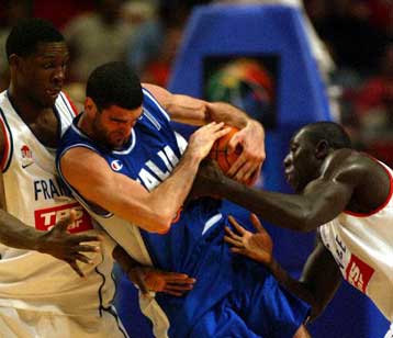 Χωρίς προκριματικά η Ελλάδα στο Eurobasket 2005 της Σερβίας