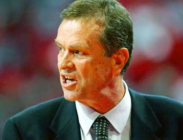 «Χείμαρρος» ο Ιωαννίδης κατά των ελληνικών ΜΜΕ