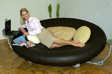 Έξυπνα έπιπλα βοηθούν, ενημερώνουν και… παραπονιούνται