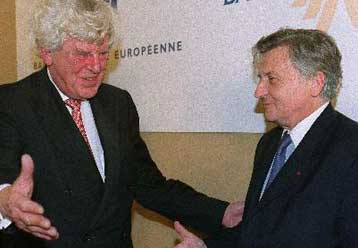 Στο 0,50% αναθεώρησε το ΔΝΤ τις προβλέψεις για την ανάπτυξη της ευρωζώνης το 2003