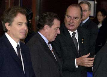 Μπλερ, Σιράκ και Σρέντερ σε αναζήτηση κοινών θέσεων για το Ιράκ προσεχώς στο Βερολίνο