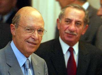 Για το σχέδιο Ανάν συζήτησαν Σημίτης και Παπαδόπουλος