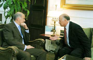 Σύμπτωση απόψεων για Κυπριακό μεταξύ Ελλάδας – ΗΠΑ διαπίστωσε ο Τόμας Γουέστον