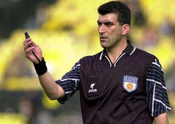 O Eυθυμιάδης θα «σφυρίξει» στο ντέρμπι ΑΕΚ-Παναθηναϊκού