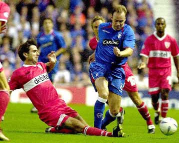 Έκανε την ανατροπή η Ρέιντζερς στον «πράσινο» όμιλο